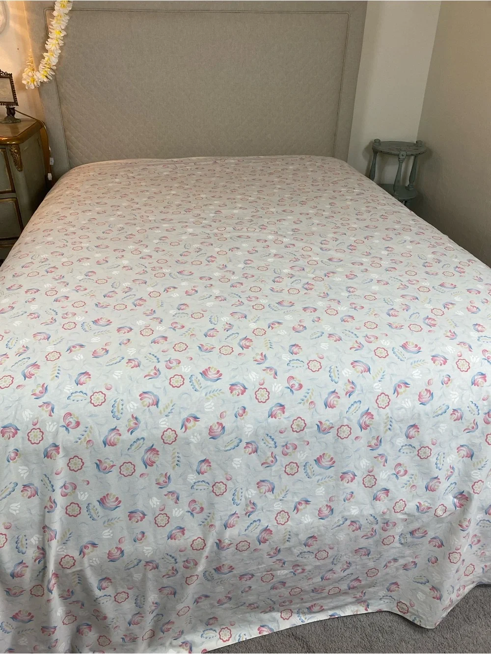 Floral Bow-Print Cotton Sheet in Cream with Pastel Pink & Blue CANNON